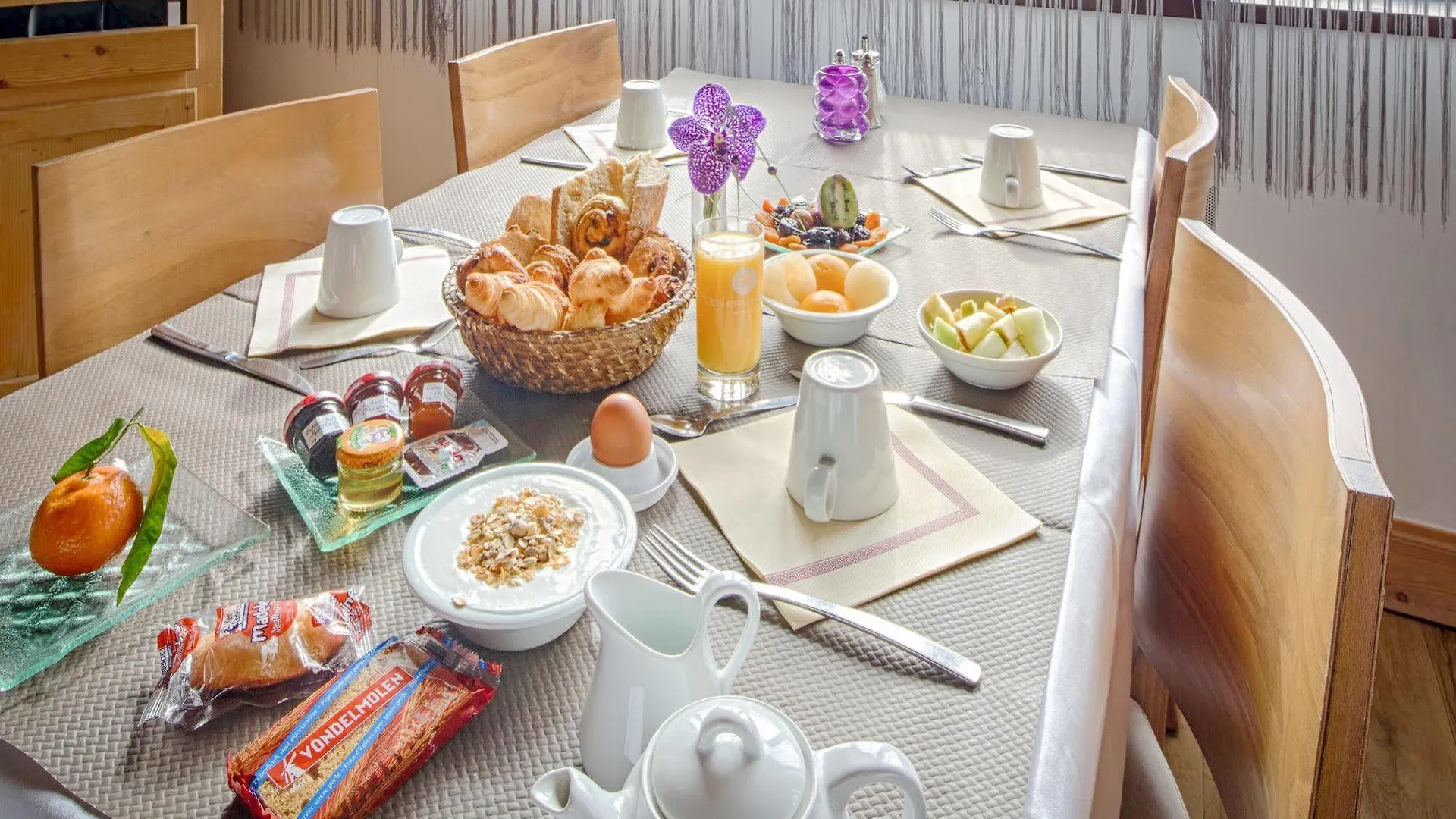 Hotel Les Bruyeres Les Menuires 3*,