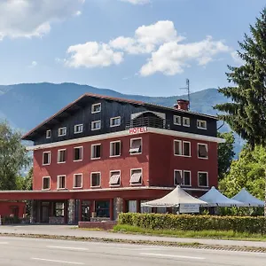 O & Cimes Hotel