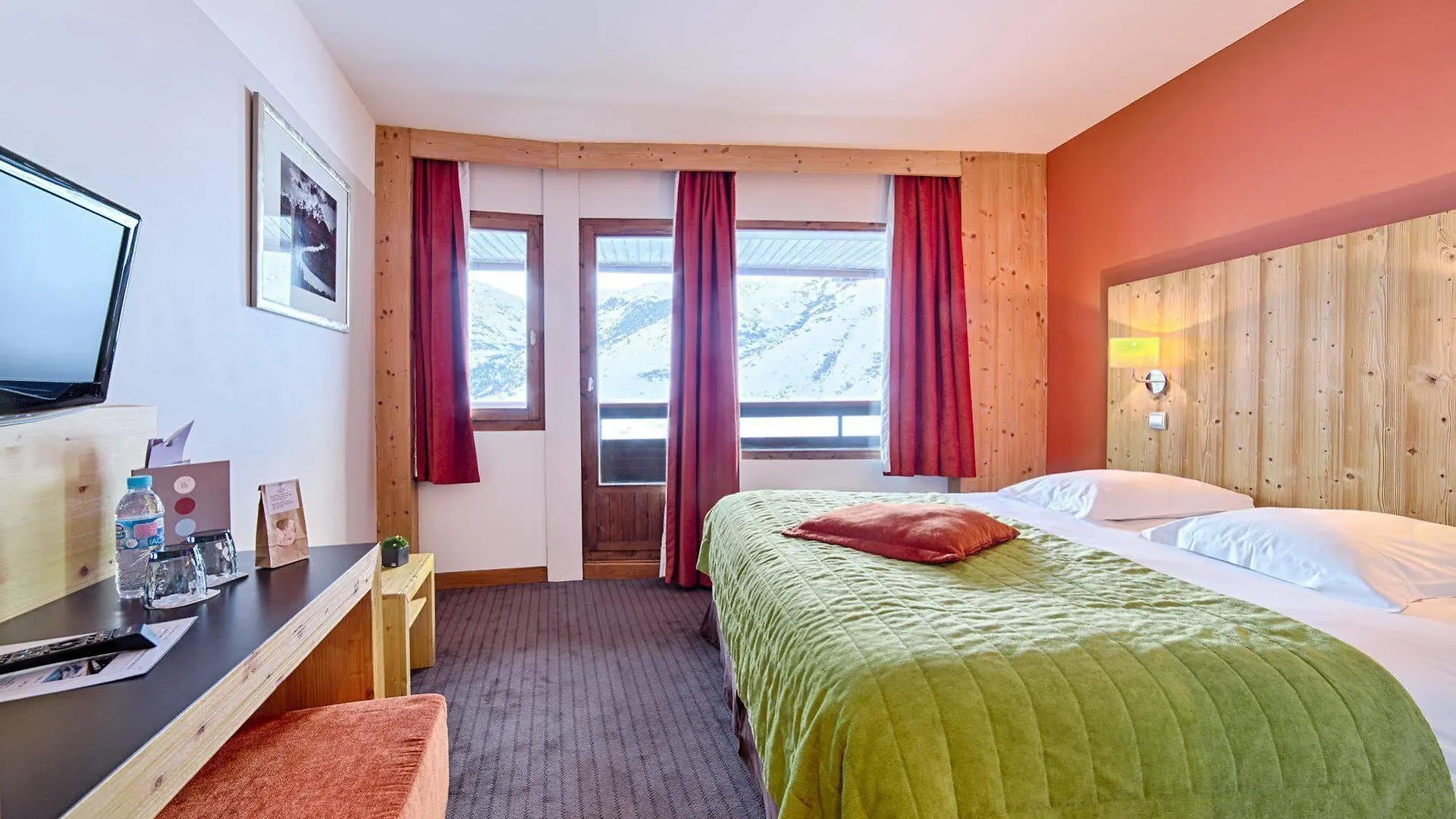 Hotel Les Bruyeres Les Menuires 3*,  France