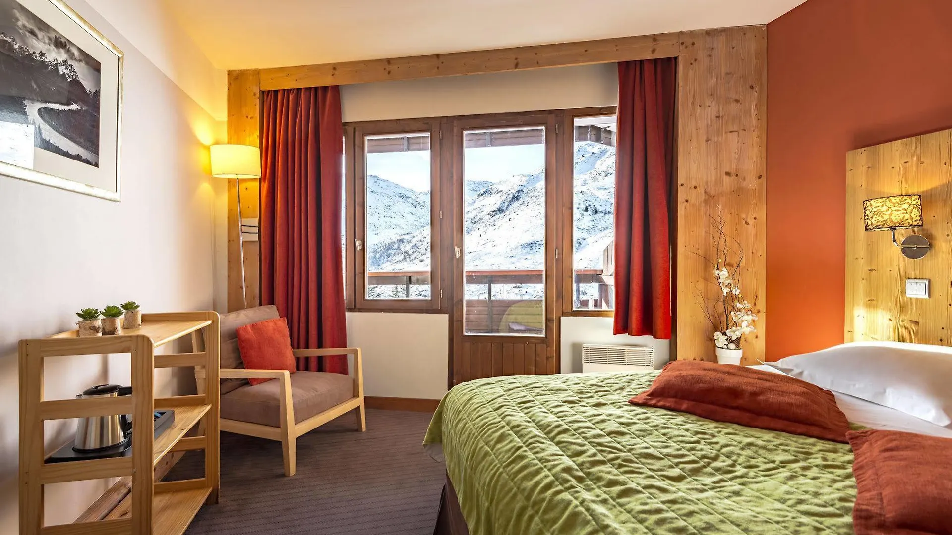 Hotel Les Bruyeres Les Menuires 3*,  France